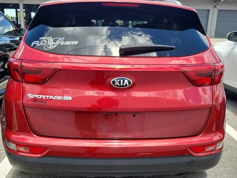 Used 2019 Kia Sportage LX w/ Option Group 017 FWD image 11