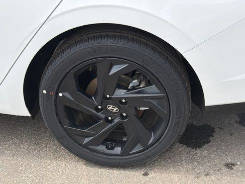 New 2026 Hyundai Elantra Sport FWD image 20