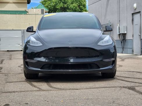 Used 2021 Tesla Model Y Performance AWD/4WD image 2