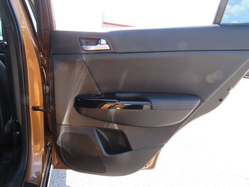 Used 2020 Kia Sportage SX FWD image 31