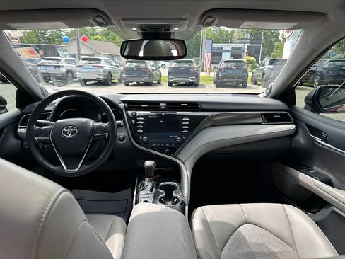Used 2019 Toyota Camry XSE w/ Driver Assist Package FWD image 12