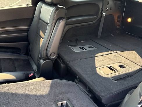 Used 2022 Dodge Durango R/T w/ Tow 'N Go Package AWD/4WD image 14