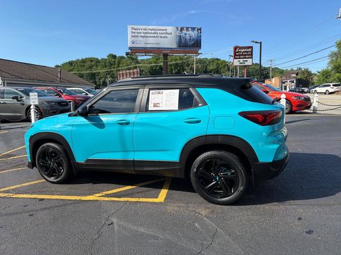 Used 2021 Chevrolet TrailBlazer RS w/ Sun and Liftgate Package AWD/4WD image 7