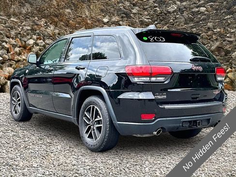Used 2019 Jeep Grand Cherokee Trailhawk w/ Interior Metal Package AWD/4WD image 11