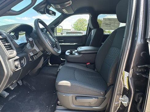 New 2026 RAM 3500 Tradesman AWD/4WD image 9