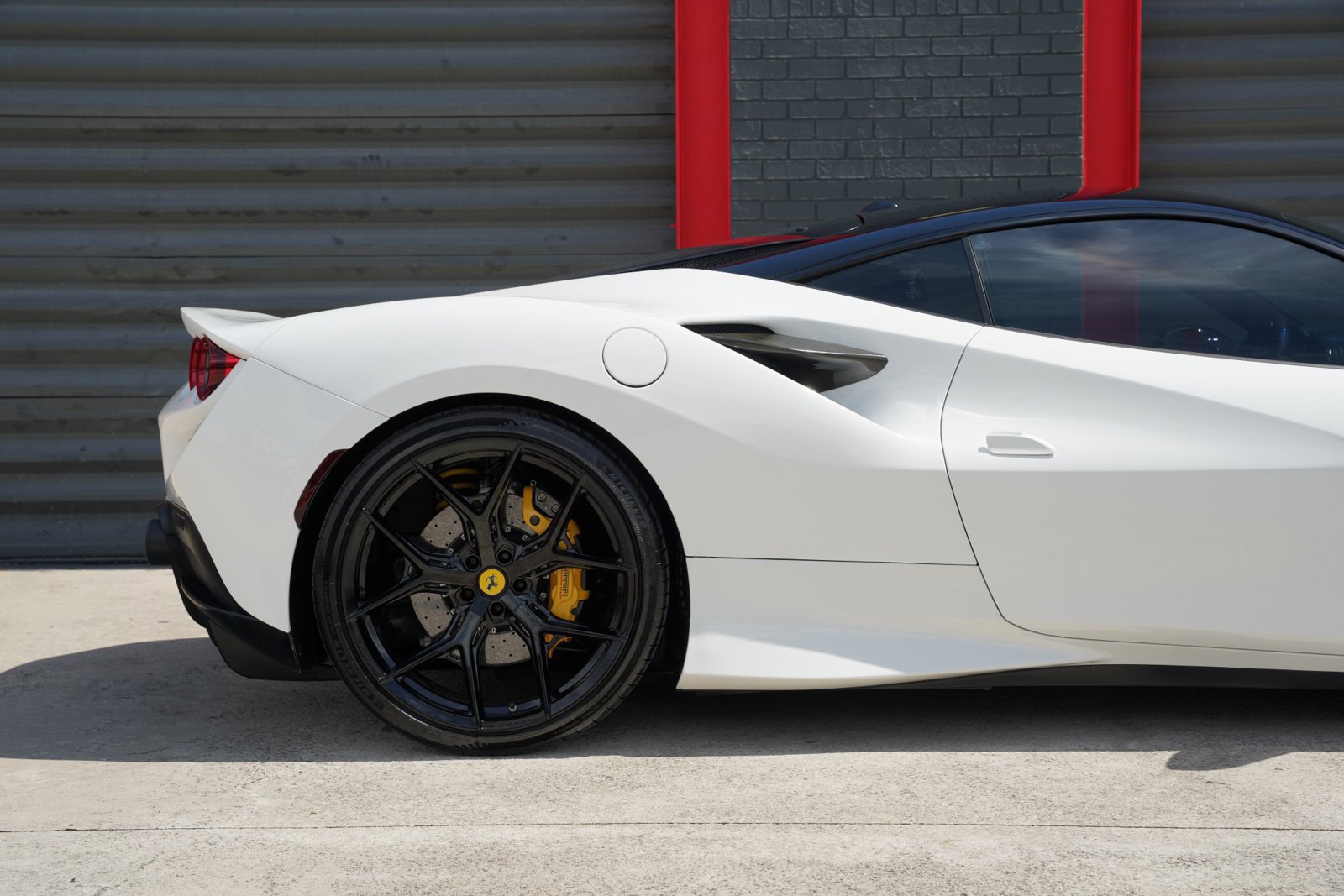 Used 2020 Ferrari F8 Tributo RWD image 37