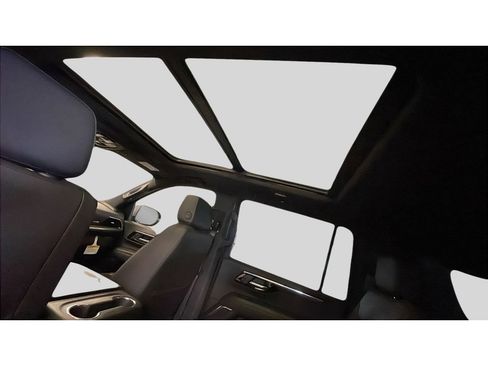 New 2026 Chevrolet Suburban High Country w/ Sun And Tow Package image 15