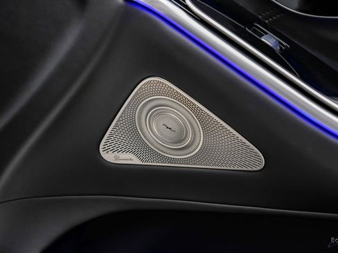Used 2024 Mercedes-Benz Maybach S 580 4MATIC image 97