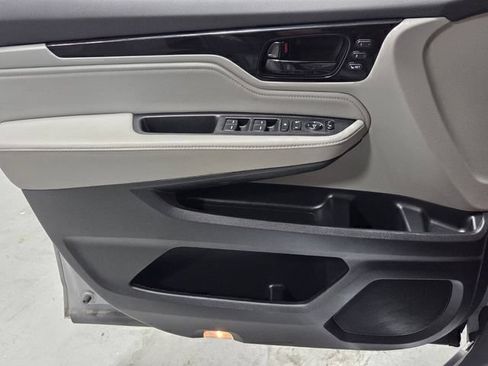 Used 2023 Honda Odyssey Touring image 41