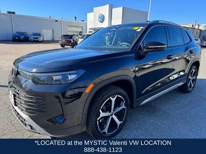 Used 2025 Volkswagen Tiguan SE