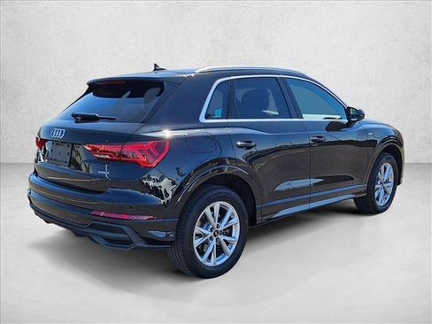 Certified 2025 Audi Q3 2.0T Premium w/ Convenience Package AWD/4WD image 5