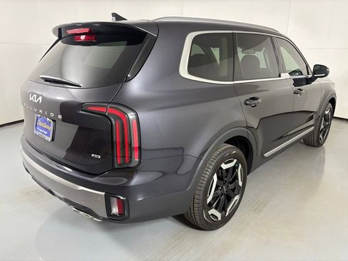 New 2025 Kia Telluride EX image 8