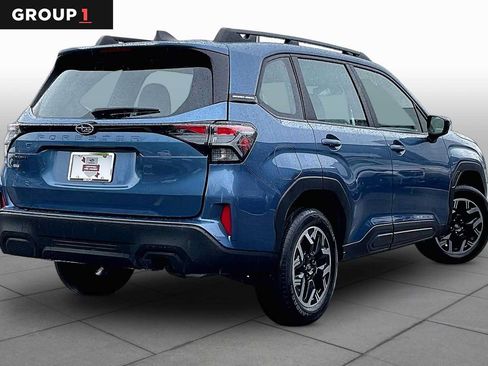 Used 2025 Subaru Forester AWD/4WD image 13