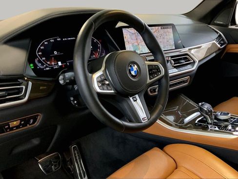 Used 2022 BMW X5 M50i w/ Executive Package AWD/4WD image 17