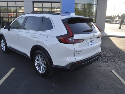 Used 2023 Honda CR-V EX-L image 5