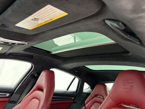 Used 2022 Porsche Panamera GTS AWD/4WD image 21