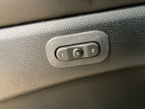 Used 2013 Jeep Grand Cherokee Limited RWD image 18