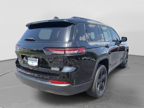 Used 2021 Jeep Grand Cherokee L Laredo AWD/4WD image 5