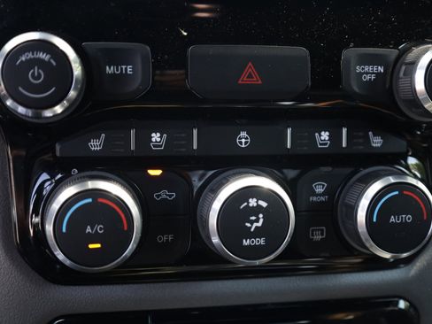 Used 2024 RAM 1500 Laramie RWD image 9