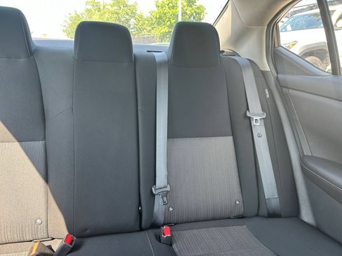 Used 2025 Nissan Sentra SV FWD image 27