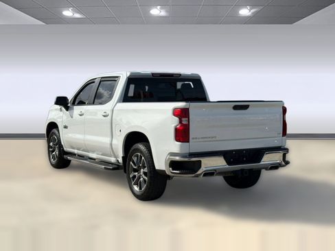 Used 2024 Chevrolet Silverado 1500 LT AWD/4WD image 3
