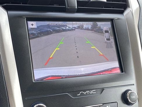 Used 2019 Ford Fusion SEL image 20