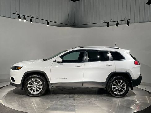Used 2020 Jeep Cherokee Latitude Plus w/ Cold Weather Group image 14
