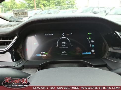 Used 2023 Jeep Grand Cherokee 4WD 4xe w/ Luxury Tech Group II image 30