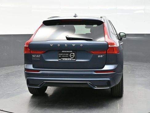 Used 2025 Volvo XC60 B5 Plus AWD/4WD image 6