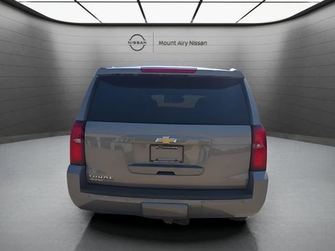 Used 2018 Chevrolet Tahoe LT w/ Luxury Package AWD/4WD image 5