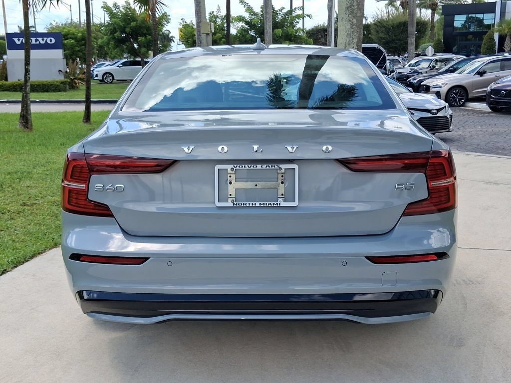 Certified 2024 Volvo S60 B5 Core w/ Climate Package FWD image 5