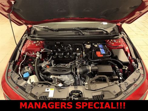 Used 2023 Honda Accord EX image 12
