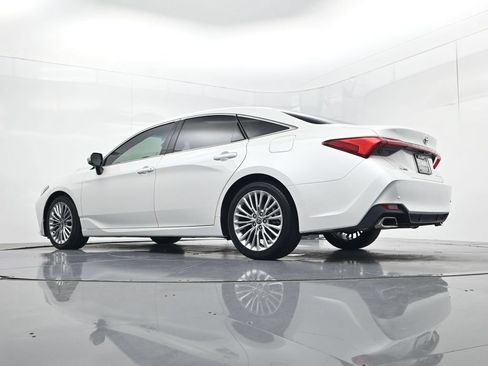 Used 2022 Toyota Avalon Limited w/ Advanced Safety Package FWD image 55