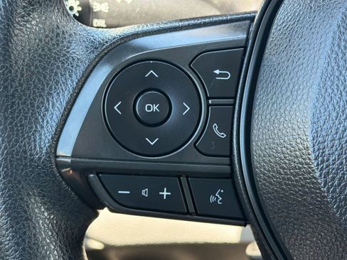 Used 2022 Toyota Corolla Cross L FWD image 16