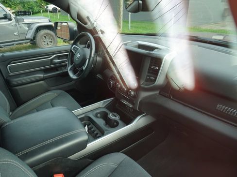 Used 2022 RAM 1500 Big Horn AWD/4WD image 8