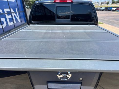 Used 2019 Nissan Frontier SV w/ Value Truck Package RWD image 17