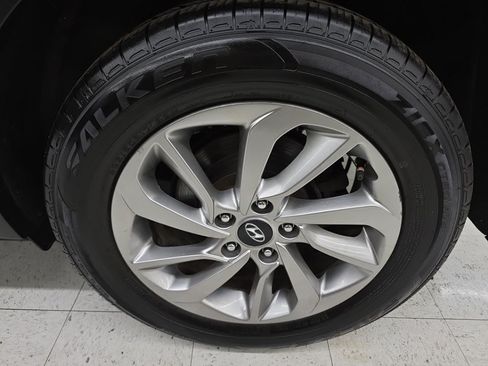 Used 2017 Hyundai Tucson SE AWD/4WD image 30