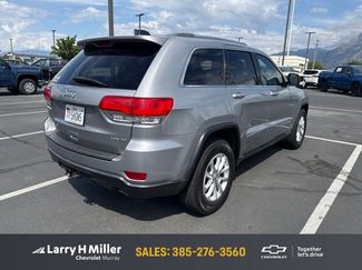 Used 2015 Jeep Grand Cherokee Laredo w/ Quick Order Package 23E AWD/4WD video 1