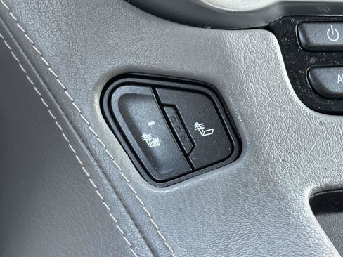 Used 2019 Chevrolet Tahoe LT AWD/4WD image 19