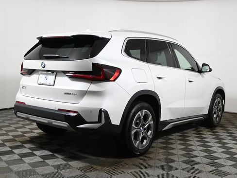 Certified 2025 BMW X1 xDrive28i w/ Convenience Package image 7