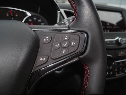 Used 2024 Chevrolet Equinox RS w/ LPO, Floor Liner Package FWD image 31