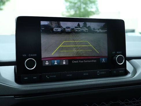 Used 2025 Honda Accord SE image 27