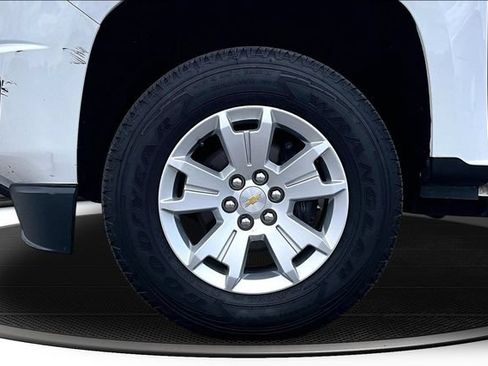Used 2017 Chevrolet Colorado LT w/ LT Convenience Package AWD/4WD image 34