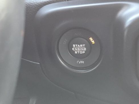 Used 2020 Jeep Gladiator Rubicon AWD/4WD image 18