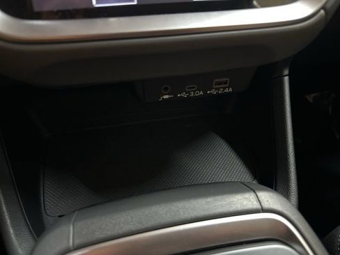 Certified 2024 Subaru Crosstrek 2.0i Premium image 27