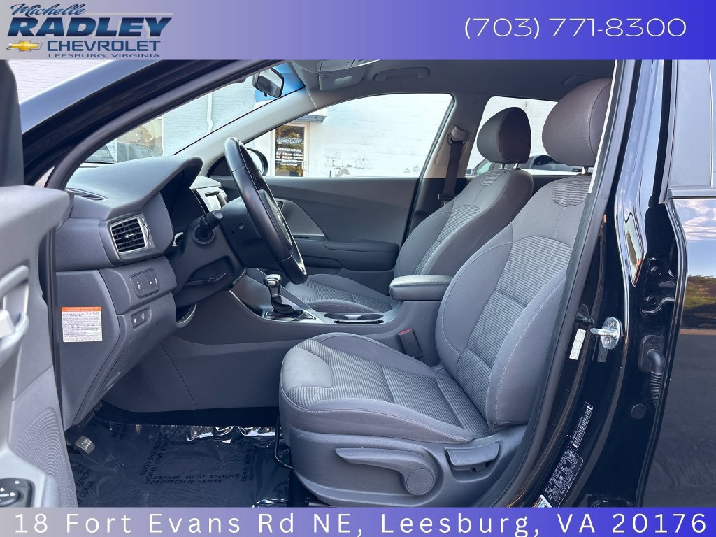 Used 2017 Kia Niro LX FWD image 21