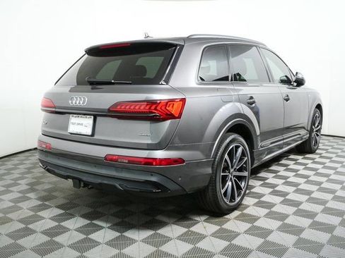 Used 2023 Audi Q7 3.0T Premium Plus w/ Premium Plus Package AWD/4WD image 3