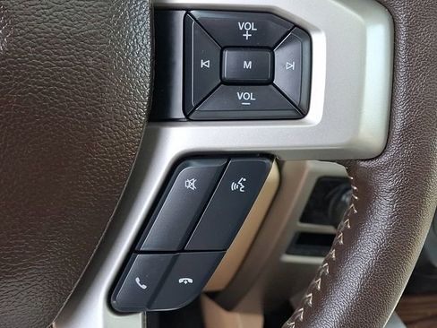 Used 2018 Ford F150 Lariat w/ Equipment Group 502A Luxury AWD/4WD image 23