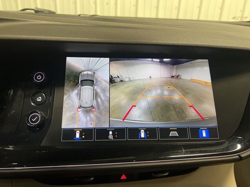 Certified 2023 Buick Envision Avenir image 18