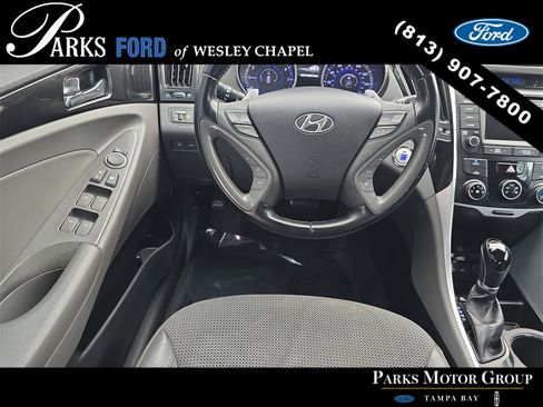 Used 2014 Hyundai Sonata SE image 11